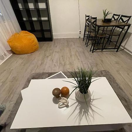 Comfy 2 Bedroom On Tower Bridge ロンドン エクステリア 写真